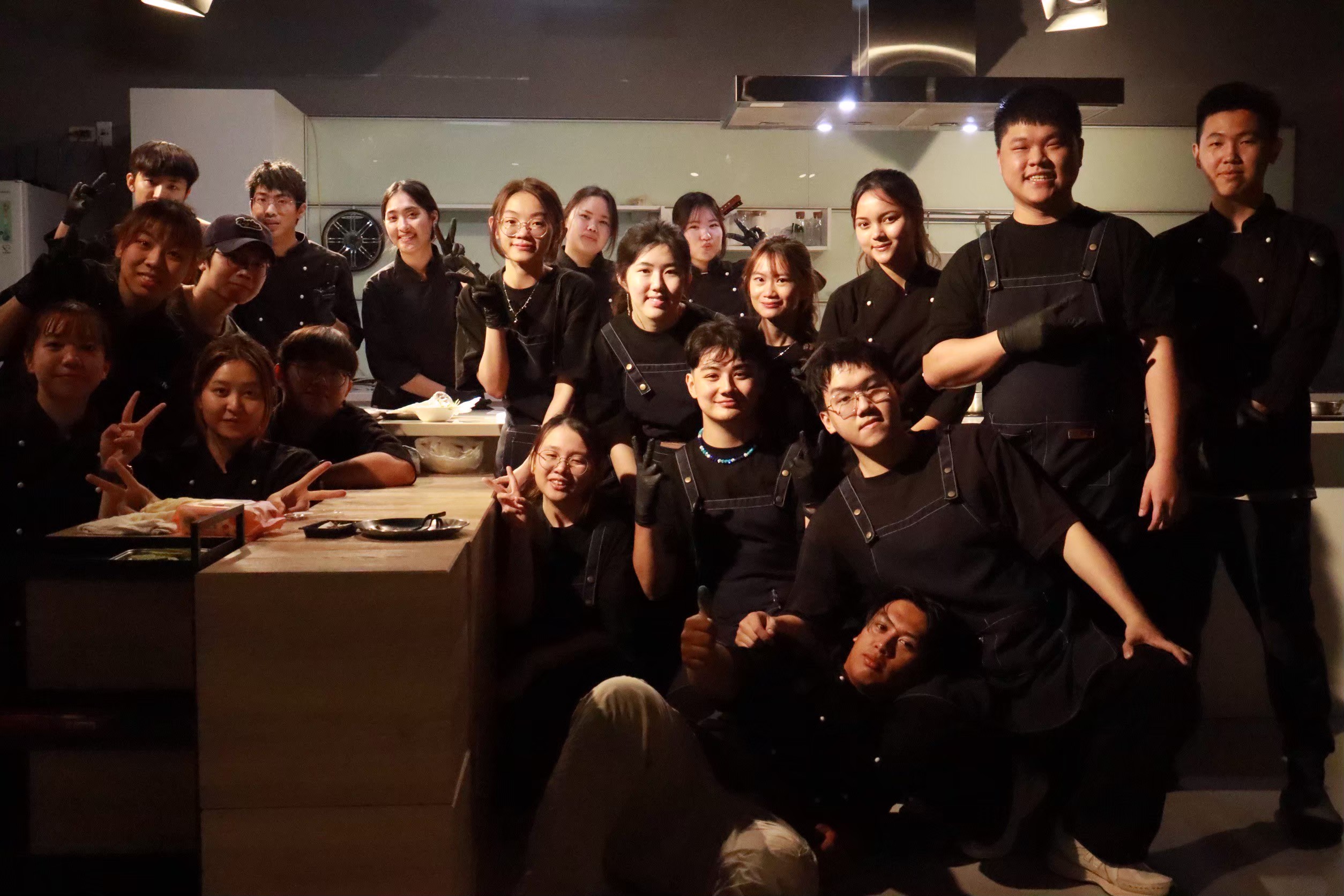 學士專業主視覺